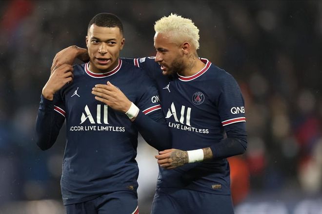 伦萨续约 伦萨续约