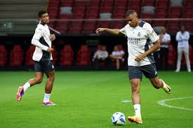 斯卢茨基需 斯卢茨基需