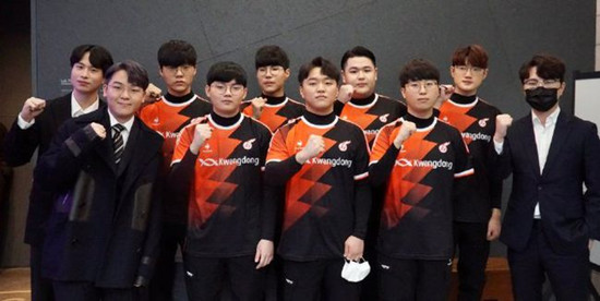 的成功举办 的成功举办