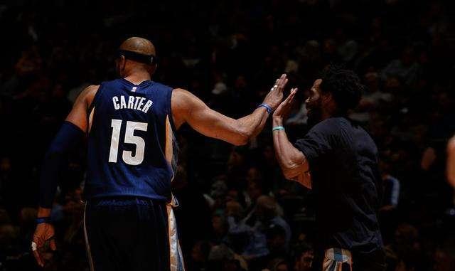 更强调队伍 更强调队伍